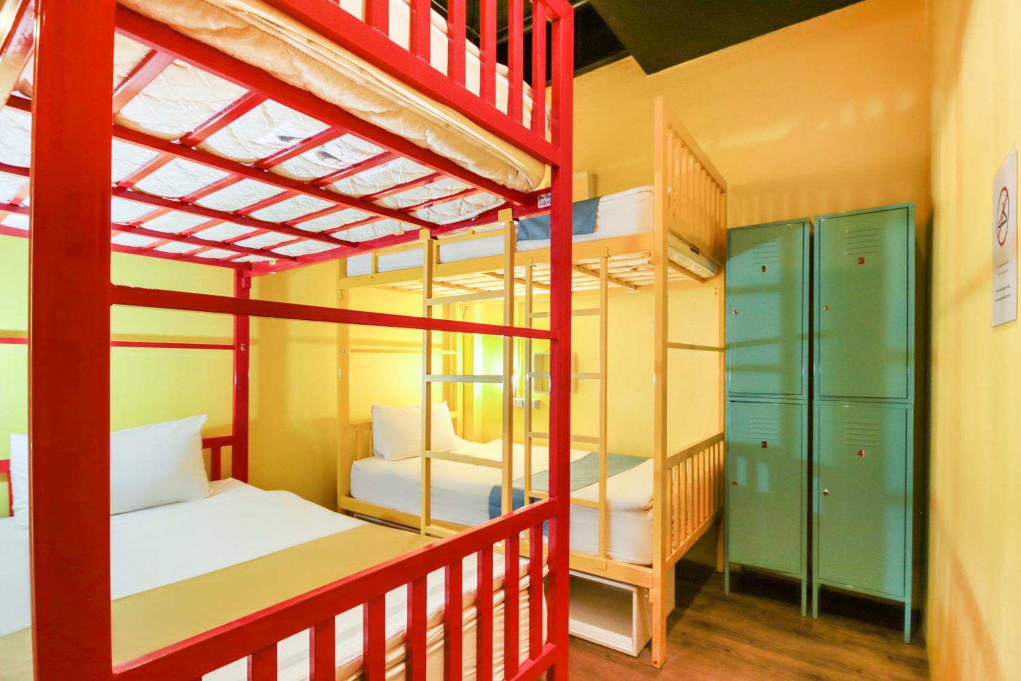 Oyo 1074 Fin Hostel Kata pláž Exteriér fotografie