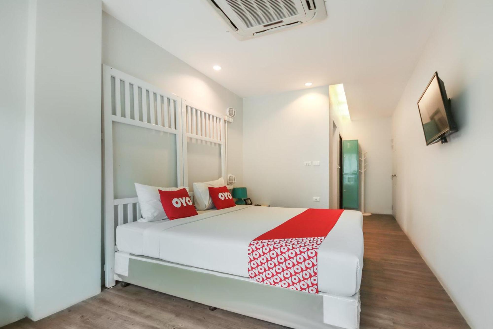 Oyo 1074 Fin Hostel Kata pláž Exteriér fotografie